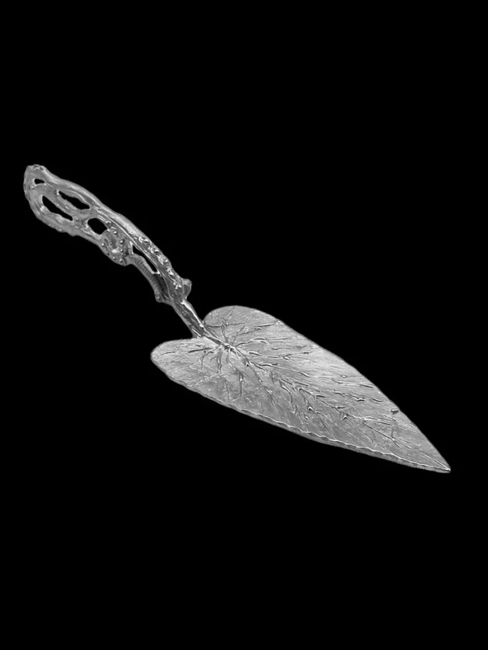 Don Drumm Small Leaf Cake Server in Pewter